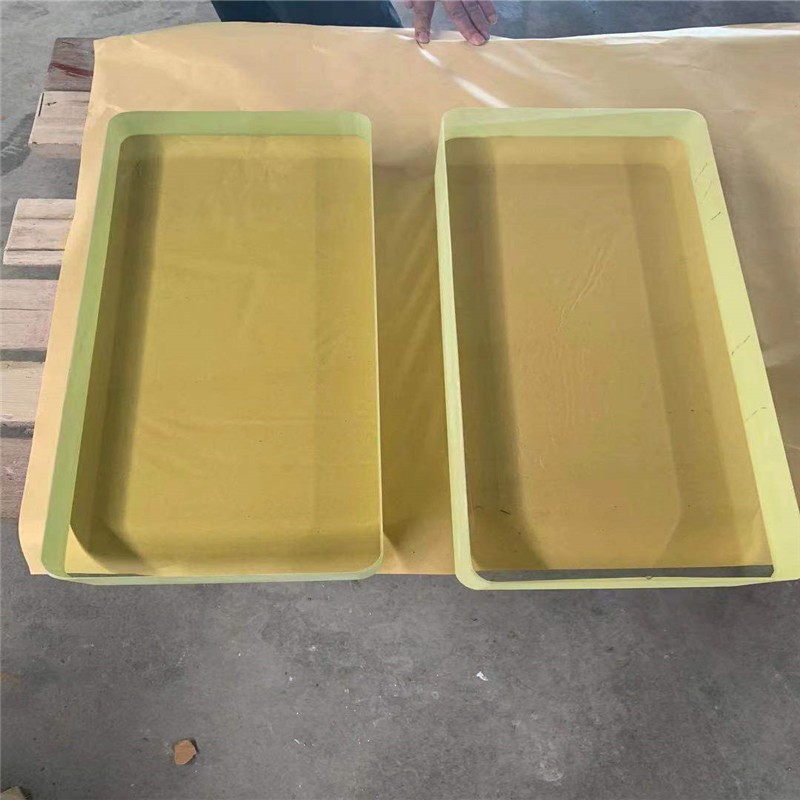 博尔塔拉铅玻璃
